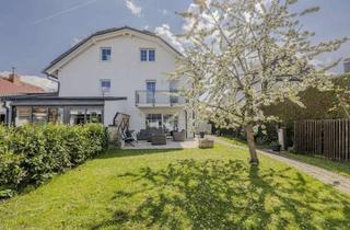 Doppelhaushälfte kaufen in 80995 Feldmoching-Hasenbergl, Hochwertig ausgestattete und top gepflegte Doppelhaushälfte mit Garage und eingewachsenen Garten