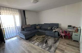 Wohnung kaufen in 72290 Loßburg, Wohnung mit zwei Balkonen, Garage und Stellplatz in Loßburg