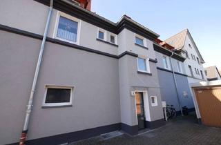 Wohnung mieten in Brinkgartenstr. 16, 45894 Buer, Sehr gepflegte und gemütliche 2,5-Raum-Dachgeschosswohnung in zentraler Lage von Buer-Mitte