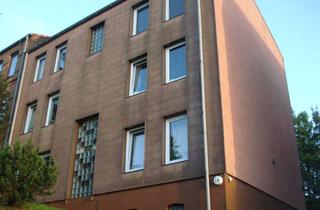 Wohnung mieten in Boksberg 16, 24149 Neumühlen-Dietrichsdorf, Sonnige 4-Zimmer Wohnung (WG-geeignet) in FH-Nähe von Privat