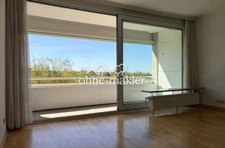 Wohnung kaufen in Heegbarg, 22391 Hamburg, Lichtdurchflutete 2,5-Zimmer-Wohnung mit Südbalkon und Weitblick