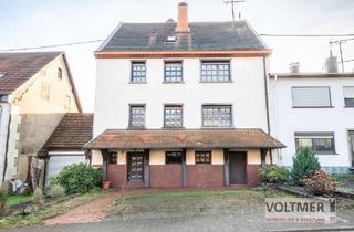 Haus kaufen in 66606 St. Wendel, GERÄUMIG - Ein- bis Zweifamilienhaus mit pflegeleichtem Garten in schöner Lage von Oberlinxweiler!