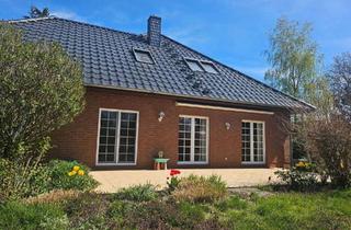 Einfamilienhaus kaufen in 17139 Malchin, Freistehendes Einfamilienhaus im Bungalowstil zum Einziehen und Wohlfühlen!