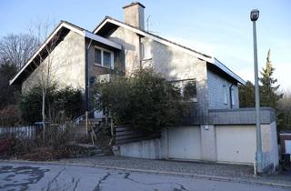 Einfamilienhaus kaufen in 42555 Velbert, Charmantes Einfamilienhaus mit 9 Zimmern in Velbert