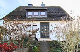 Haus kaufen in 42579 Heiligenhaus, Viel Platz, viele Möglichkeiten: Zweifamilienhaus mit Garten, Wintergarten & Mieteinnahmen!