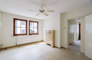 Einfamilienhaus kaufen in 74072 Heilbronn, Einfamilienhaus mit viel Potenzial inkl. Balkon und STP in attraktiver Lage nahe der Kilianskirche