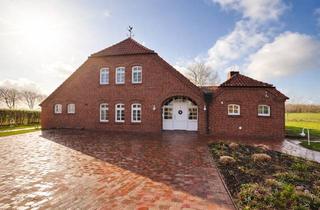 Immobilie kaufen in 26419 Schortens, PROVISIONSFREI: Repräsentatives Landhaus mit Einliegerwohnung in Alleinlage bei Schortens
