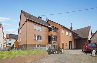 Einfamilienhaus kaufen in 35325 Mücke, Großzügiges Mehrgenerationenwohnhaus mit geräumiger Garagenhalle!