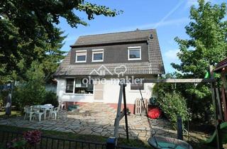 Einfamilienhaus kaufen in 12355 Berlin, Gepflegtes EFH in ruhiger Lage von Berlin-Rudow mit Südterrasse, Garage & Vollkeller