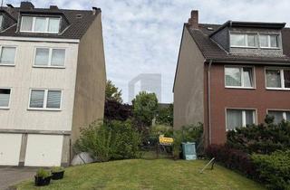 Grundstück zu kaufen in 40591 Düsseldorf, BEVORZUGTE WOHNLAGE, VERKEHRSBERUHIGTE ZONE