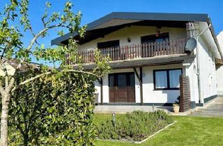 Haus kaufen in 54689 Dahnen, Dahnen - Schön renoviertes Zweifamilienhaus in idyllischer Lage der Eifel - Wohnen, Vermieten oder Generationskonzept