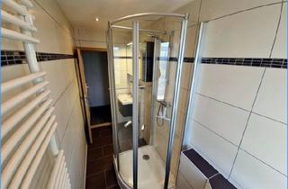 Wohnung kaufen in 06386 Reppichau, Reppichau - Eigentumswohnung mit Balkon in Reppichau - 4 Zimmer Küche Bad - mit Einbauküche