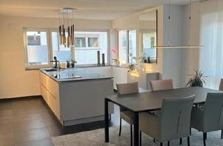 Wohnung kaufen in 76467 Bietigheim, Bietigheim - Neubau 4 Zimmer Wohnung mit Balkon EBK und Stellplätzen Nähe Ka