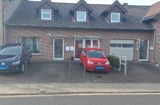 Mehrfamilienhaus kaufen in 52525 Heinsberg, Heinsberg - gepflegtes vier Familienhaus; 220 qm; kompl. vermietet