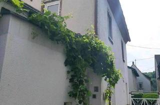 Haus kaufen in 56070 Koblenz, Koblenz - Haus in Koblenz keine 60 m bis zum Rhein