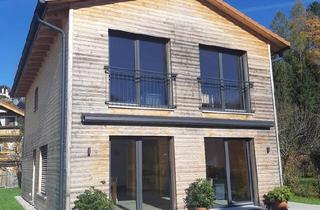 Haus kaufen in 83313 Siegsdorf, Siegsdorf - PROVISIONSFREI: Modernes Holzhaus auf Erbpachtgrund im Chiemgau