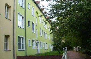 Wohnung kaufen in 13583 Berlin, Berlin - Von Privat-Vermietete 3 Zimmerwohnung inkl. Tiefgaragenstellplatz