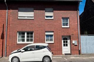 Haus kaufen in 50127 Bergheim, Bergheim - Zwei Familien Haus zu verkaufen