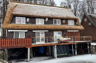 Haus kaufen in 17166 Teterow, Teterow - ein generalüberholtes, möbliertes Reihenboothaus mit Alu-Boot