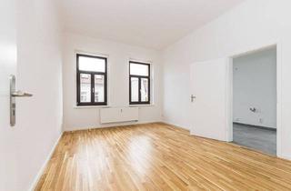 Wohnung kaufen in 04155 Leipzig, Leipzig - Renovierte Altbauwohnung mit zwei Zimmern, Balkon und hochwertigem Dusch- und Wannenbad
