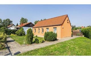 Einfamilienhaus kaufen in 14776 Brandenburg, Brandenburg - Haus mit Geschichte, Grundstück mit Zukunft - hier beginnt Ihr Projekt!