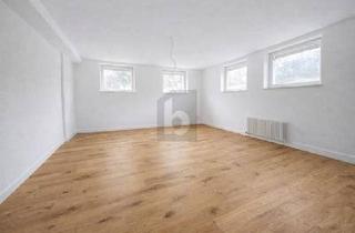 Wohnung mieten in 70437 Stuttgart, Stuttgart - MODERN, ERSTBEZUG NACH KERNSANIERUNG