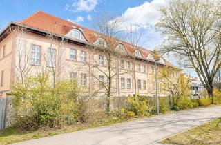 Wohnung kaufen in 13585 Spandau, Townhouse-Flair in historischer Architektur - Moderne 3-Zimmer-Maisonettewohnung in zentraler Lage