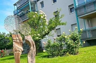 Wohnung kaufen in 76476 Bischweier, Ihr Rückzugsort im Grünen: 2-Zimmer-Wohnung mit großem Balkon & Traumgarten