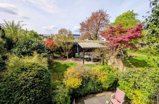 Wohnung kaufen in 51429 Bergisch Gladbach, Ihr Rückzugsort in Bester Lage von Moitzfeld – Stilvolles Wohnhaus mit Gartenparadies