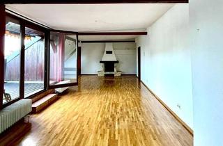 Wohnung kaufen in 10553 Berlin, Einmalige 143 m² Dachgeschosswohnung mit Terrasse – Wohnen über den Dächern Moabits