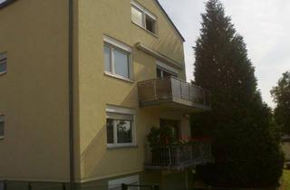 Wohnung kaufen in 51429 Bergisch Gladbach, Bezugsfreie, exklusive und gepflegte 3-Zimmer-Wohnung mit Balkon