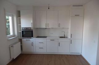 Wohnung kaufen in Dr. Faust-Strasse 11, 63571 Gelnhausen, Top sanierte 2 Zimmer Wohnung mit Einbauküche und Terrasse in 5 Familienhaus in Gelnhausen