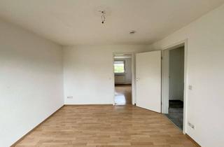 Wohnung kaufen in Zur Lindung 25-27, 40489 Angermund, 1 WOHNUNG & 1 SPITZBODEN - VIEL POTENZIAL IN ANGERMUND
