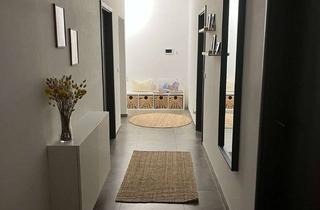 Wohnung mieten in Birkenstraße, 93195 Wolfsegg, Helle 4-Zimmer 102m2 DG-Wohnung mit Balkon und Gartenanteil