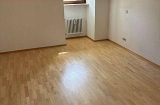 Wohnung mieten in Äußere Großweidenmühlstraße 39, 90419 Nürnberg, Helle 2,5 Zimmer DG Wohnung mit kleiner Dachterrasse in Nürnberg