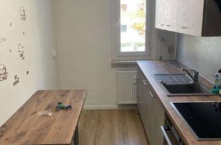 Wohnung mieten in Robert-Schumann-Ring 11, 08258 Markneukirchen, Wohnen mit tollem Ausblick: 3-Zimmer mit Einbauküche