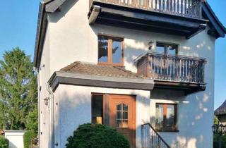 Wohnung mieten in 04416 Markkleeberg, Wohnen fast am See in Markkleeberg - 2-Zimmer-DG Wohnung