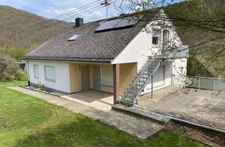 Wohnung mieten in Im Eck, 55767 Siesbach, Siesbach: 2,5-Zimmer-DG Wohnung mit praktischem Schnitt
