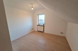 Wohnung mieten in Bürgermeister-Elfinger-Weg, 82140 Olching, hübsche 2 Zimmer DG Wohnung an Einzelperson zu vermieten