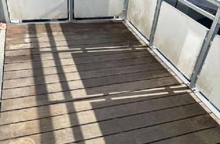 Wohnung mieten in 27472 Cuxhaven, 4- Zimmer, gr. Balkon, 3.O.G. Nähe Fußgängerzone