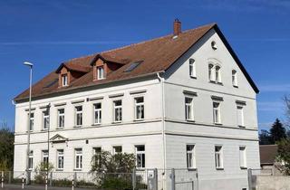 Wohnung mieten in Bahnhofstr. 58, 04758 Oschatz, Platz für den Alltag: 3-Zimmer-Wohnung in Oschatz