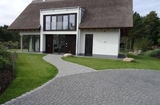 Haus kaufen in Kapitänsweg, 17449 Karlshagen, Exklusives Rettdachhaus nahe dem Ostseestrand - Ruhe, Komfort und Stil vereint