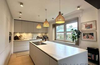 Villa kaufen in 30916 Isernhagen, ISERNHAGEN-HB: GROSSZÜGIGE 10-ZIMMER-VILLA MIT VIEL PLATZ & EINLIEGERBEREICH ZUM WOHNEN UND ARBEITEN