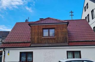 Haus kaufen in Prälat-Biegel Mair, 86154 Oberhausen, Viel Raum für Ihre Ideen: Großzügiges Haus in Augsburg-OberhausenA+ Heizung 2016 | Isoliertes Dach
