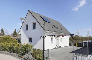 Einfamilienhaus kaufen in 14641 Nauen, Provisionsfrei: 6-jähriges, freistehendes Einfamilienhaus in grüner Umgebung