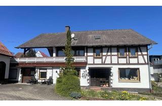 Haus kaufen in 36399 Freiensteinau, Viel Raum für Ideen: Fachwerkhaus mit großem Grundstück & Potenzial!