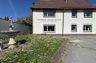Haus kaufen in Alt-Bonames, 60437 Bonames, Alt-Bonames: Zweifamilienhaus mit Entwicklungspotenzial und Raum für eigene Ideen!