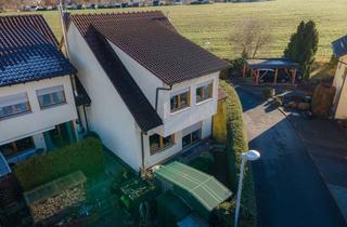 Haus kaufen in 09355 Gersdorf, Immobilie in sehr guter Wohnlage - Reihenendhaus mit Keller und Garage in Gersdorf