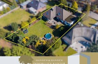 Haus kaufen in 22926 Ahrensburg, Familienhaus mit Kamin, Vollkeller und Ausbaureserve in gefragter Lage im Ahrensburger Hagen