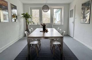 Immobilie mieten in 47799 Cracau, Urban Living | Vollständig möblierte 3 ZKDB mit Loftcharakter im Krefelder Bismarckviertel